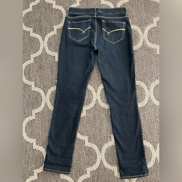 Bullhead Denim Co. Skinny (size 9) Regular Dark Wash Jeans - Picture 2 of 4